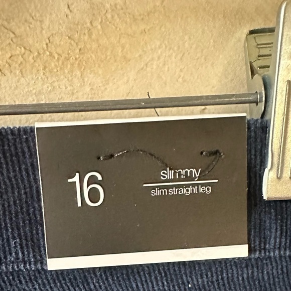 Boys 7 For All Mankind Jeans - Picture 9 of 9